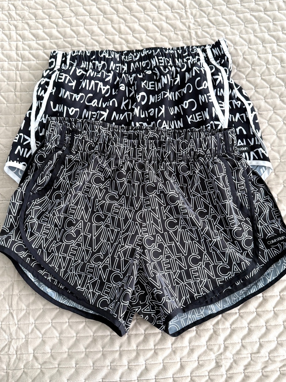 Calvin Klein Shorts Women’s Perf Lightweight Athletic Running Shorts Size M